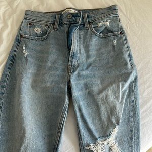 Abercrombie high waisted, mom jeans